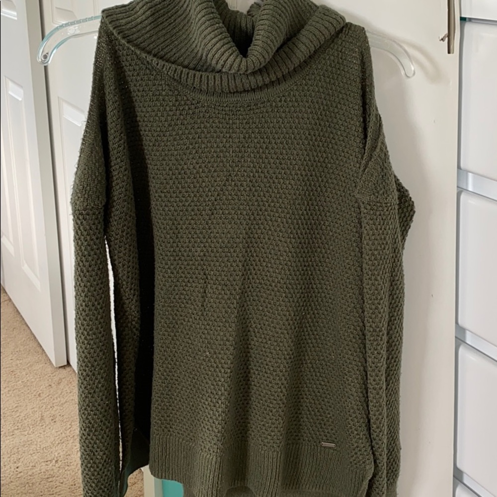 Hollister sweater!